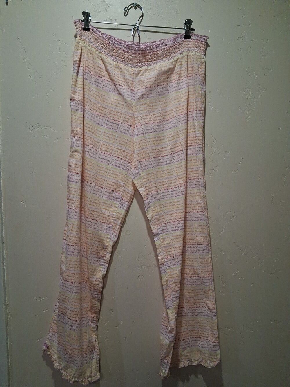 Victorias Secret Womens M Pajama Pants Spellout Multi-Color Lounge Light Comfort